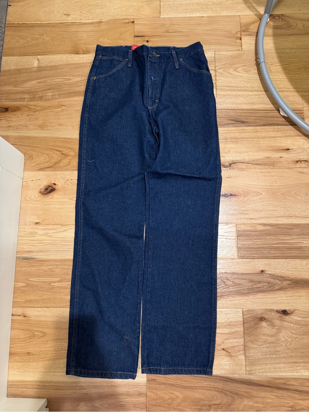 Men's Relaxed Fit Jeans in Dark Blue
